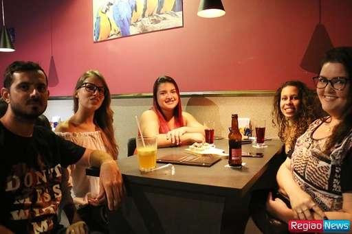 Jack Bar and Foods aposta em ambiente requintado, porções, chopp e drinks - Imagem da galeria de imagens