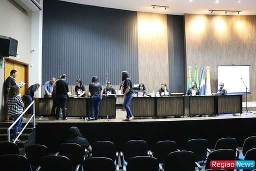 Com 494 votos, Lú Acosta fica em 1º lugar na eleição do Conselho Tutelar que teve 3 conselheiros reeleitos - Imagem da galeria de imagens