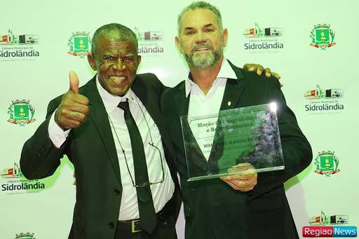 Em noite de gala, Câmara presta homenagens a 136 personalidades - Imagem da galeria de imagens