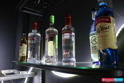 Jack Bar and Foods aposta em ambiente requintado, porções, chopp e drinks - Imagem da galeria de imagens