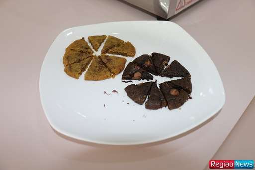 Com sabores tradicionais e inovadores, Marianni Sorvetes é opção refrescante para dias quentes - Imagem da galeria de imagens