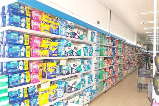 Referência em cosméticos, Drogaria NS amplia linha de produtos e está com promoções - Imagem da galeria de imagens