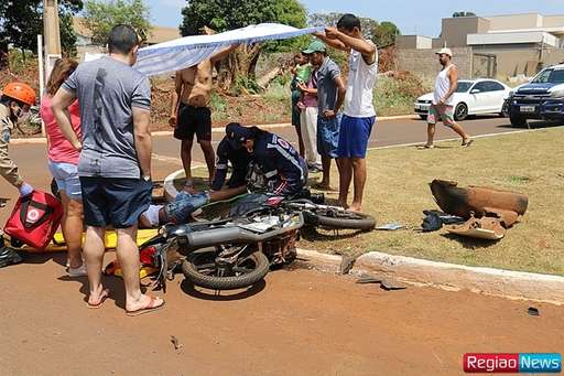 Acidente deixa motociclista ferido na rotatória da Aquidaban - Imagem da galeria de imagens