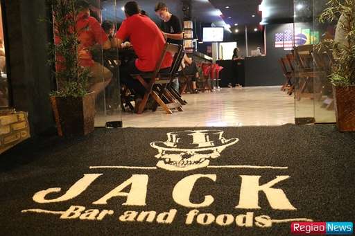 Jack Bar and Foods aposta em ambiente requintado, porções, chopp e drinks - Imagem da galeria de imagens