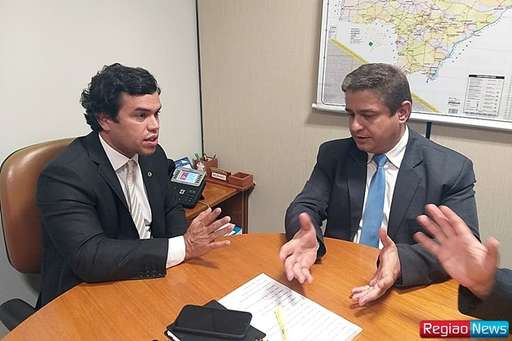 Em Brasília, prefeito tenta destravar Finisa e recursos para terminar creche - Imagem da galeria de imagens