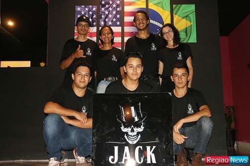 Jack Bar and Foods aposta em ambiente requintado, porções, chopp e drinks - Imagem da galeria de imagens