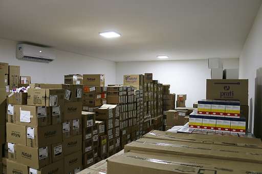 Em solenidade restrita, prefeito inaugura central de medicamentos na UPA - Imagem da galeria de imagens