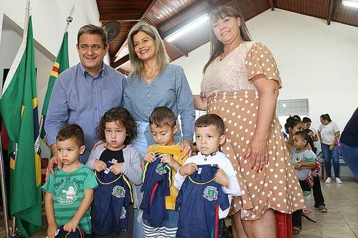Prefeitura entrega reforma do CMEI Inês Nunes dos Santos - Imagem da galeria de imagens
