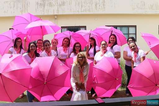 Outubro Rosa: Mulheres que venceram o câncer são homenageadas no Hospital Elmiria Silvério Barbosa - Imagem da galeria de imagens