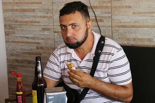 Com chipa frita e quibe com ovo de codorna, La Paraguaita abre as portas às 5 da manhã - Imagem da galeria de imagens
