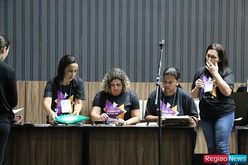 Com 494 votos, Lú Acosta fica em 1º lugar na eleição do Conselho Tutelar que teve 3 conselheiros reeleitos - Imagem da galeria de imagens
