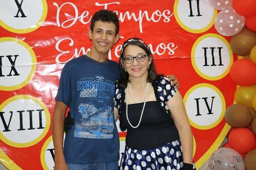 Emoção, musicalidade e arte na apresentação de crianças e adolescentes da Apascentar - Imagem da galeria de imagens