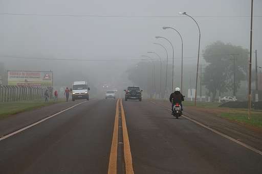 Neblina e chegada de frente fria marcam o início da manhã desta segunda-feira em Sidrolândia - Imagem da galeria de imagens