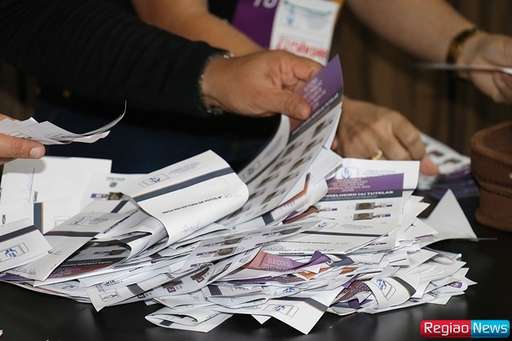 Com 494 votos, Lú Acosta fica em 1º lugar na eleição do Conselho Tutelar que teve 3 conselheiros reeleitos - Imagem da galeria de imagens