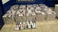 PM apreende dois veículos carregados com cigarros contrabandeados em Sidrolândia