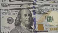 Fluxo e desvalorização de moedas latino-americanas provoca leve alta do dólar