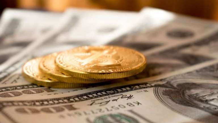 Dólar sobe 0,84% e fecha a R$ 5,04 com avanço de taxas Treasuries