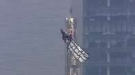 Casal é preso após escalar antena do Empire State nos EUA, e fazer pedido de casamento