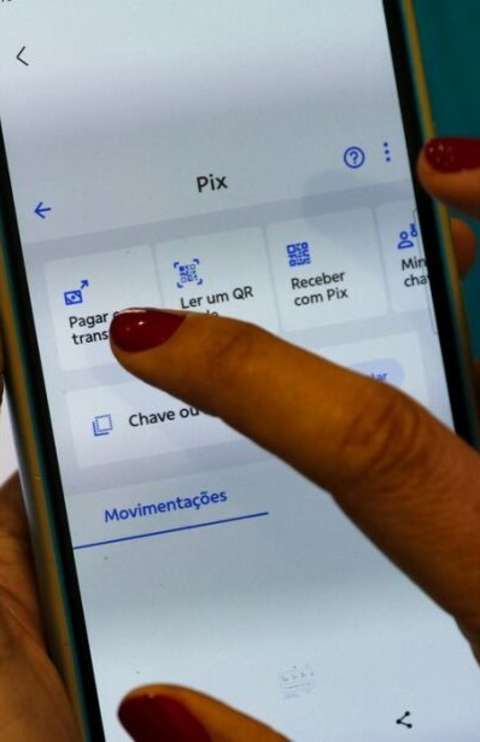 FMI elogia Pix e cobra autonomia financeira do Banco Central