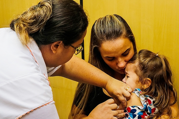 Brasil tem 1,7 mil casos confirmados e 9 mortes devido ao sarampo, diz ministÃ©rio
