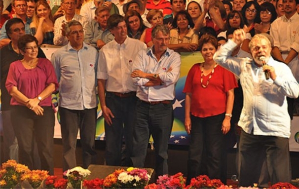 Presidente Lula critica duramente Puccinelli em comÃ­cio de Dilma