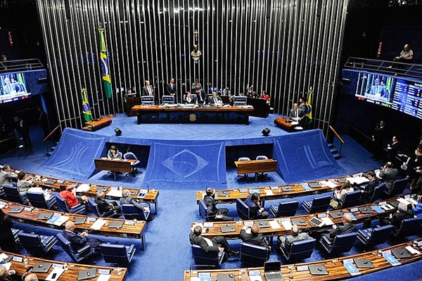 LicenÃ§as sem justificativa custam ao Senado quase R$ 1,5 milhÃ£o em 3 anos, aponta levantamento