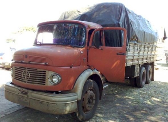 EmpresÃ¡rio Ã© preso com meia tonelada de droga escondida em tambores