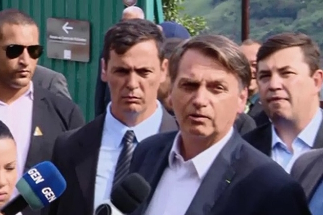 Bolsonaro diz que, se decreto do porte de armas for inconstitucional, tem que deixar de existir