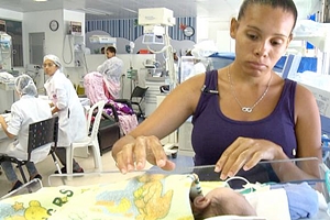 Faltam mais de 3 mil leitos de UTI neonatal no paÃ­s, diz sociedade de pediatria