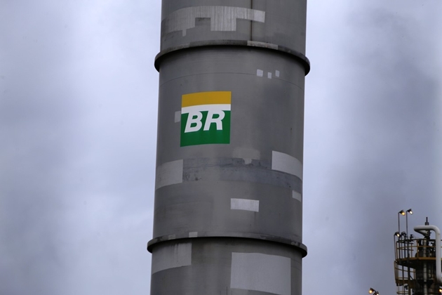 Petrobras eleva em 1,12% preÃ§o da gasolina nas refinarias