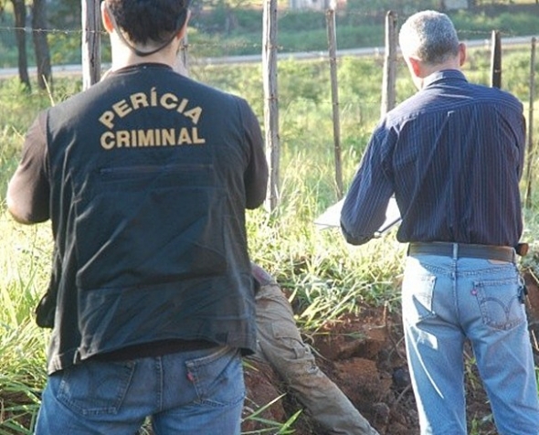 Homem Ã© encontrado morto em matagal de Campo Grande