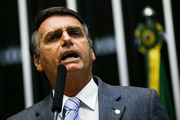 Governo estÃ¡ determinado a mudar os rumos do paÃ­s, diz Bolsonaro