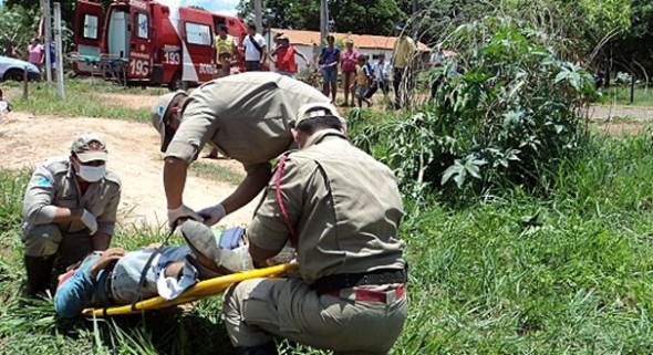 Motociclista fica ferido em acidente na BR-359 em Coxim
