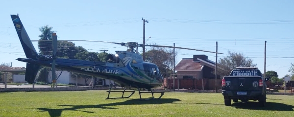 Com apoio do helicÃ³ptero, PM localiza carro carregado com 880kg de maconha em SidrolÃ¢ndia