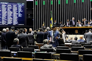 Em semana mais curta, Congresso tentarÃ¡ votar projetos de seguranÃ§a pÃºblica