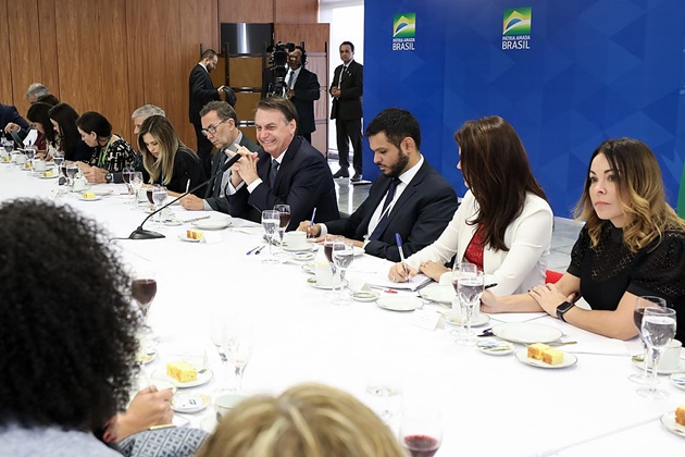 Bolsonaro critica decisÃ£o do STF de criminalizar homofobia