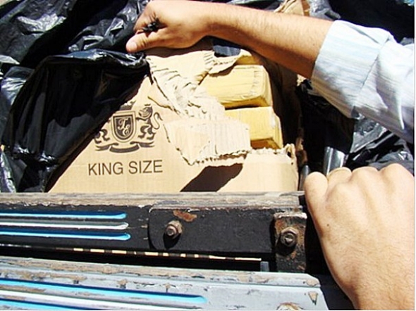 PF apreende 572 quilos de maconha em carga de bobinas em MS