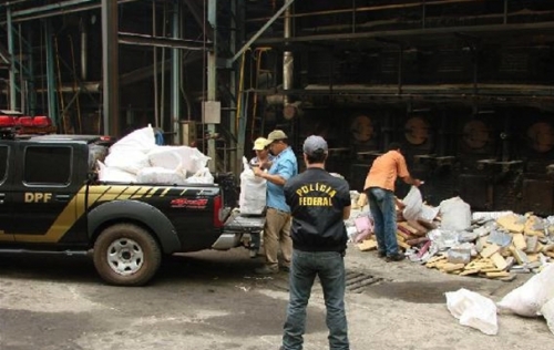 PF incinera 3 toneladas de drogas em NaviraÃ­