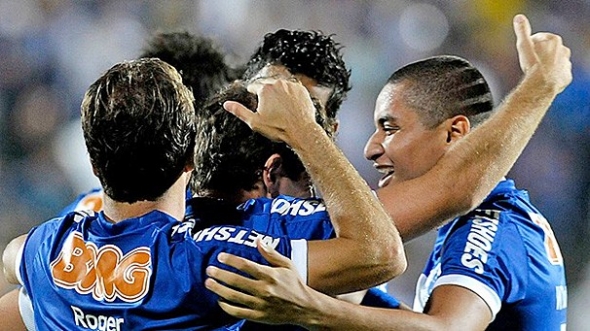 Mano Menezes marca presenÃ§a, e Cruzeiro humilha o Tolima: 6 a 1