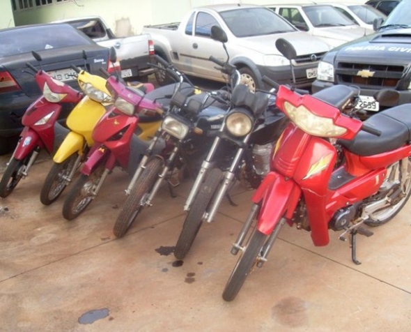 Quadrilha que roubava motos do Detran Ã© apreendida