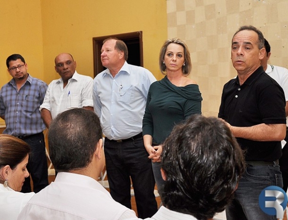 Enelvo critica governo de Daltro durante ato que selou apoio do PSL