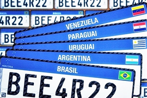 Governo suspende por 60 dias a implantaÃ§Ã£o de placas do Mercosul
