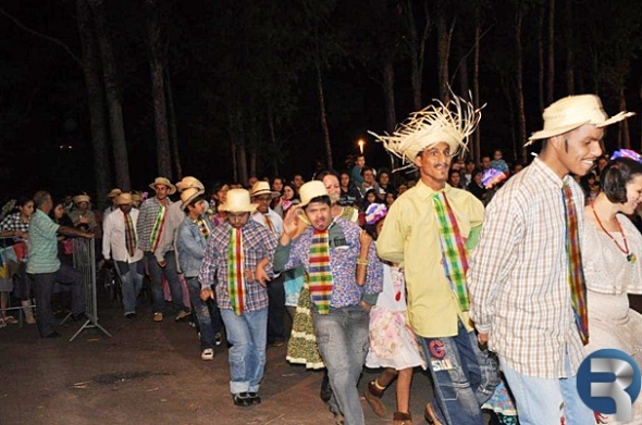 APAE de SidrolÃ¢ndia realiza festa julina hoje Ã s 17 horas