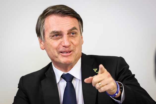 Bolsonaro diz que vai acabar com radares mÃ³veis na semana que vem