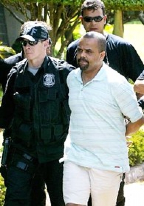 Cartas de Beira-Mar sÃ£o encontradas no Complexo do AlemÃ£o