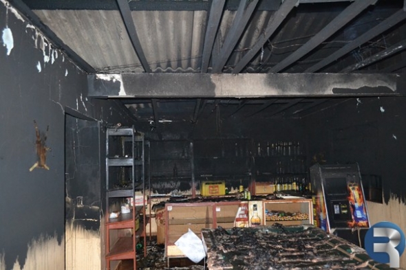 Incêndio deixa casa parcialmente destruÃda em Sidrolândia