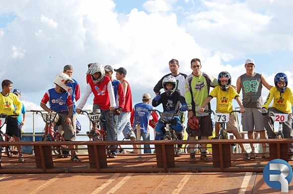 SidrolÃ¢ndia sediarÃ¡ 1Âª etapa do campeonato Estadual de Bicicross