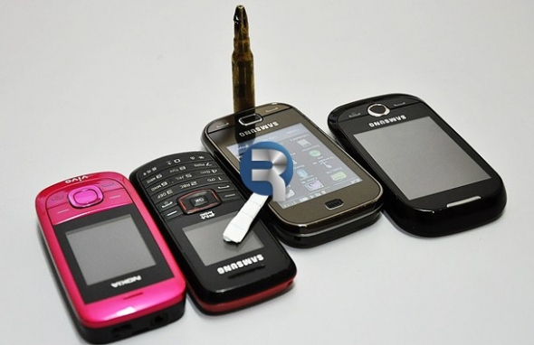 DenÃºncia anÃ´nima leva PolÃ­cia a grupo de jovens que fazia uso de entorpecente