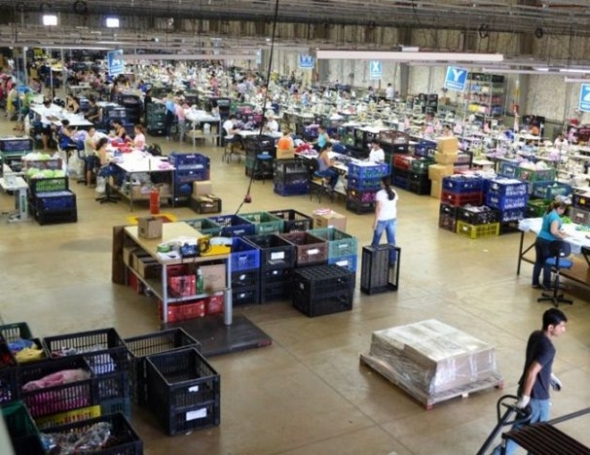 Indústrias faz corte de funcionários e importam da China até 40%