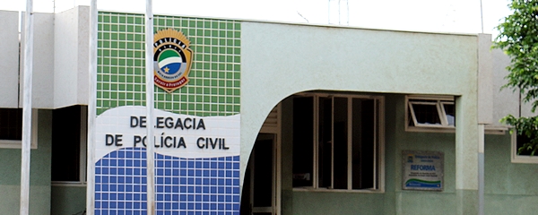 Na volta do trabalho, mulher é assaltada, perde motocicleta, celular e R$ 1,2 mil